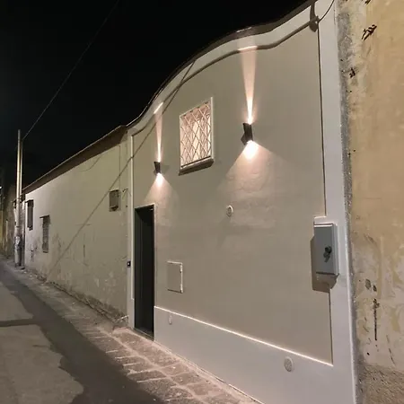La Casa Di Leo Holiday home *